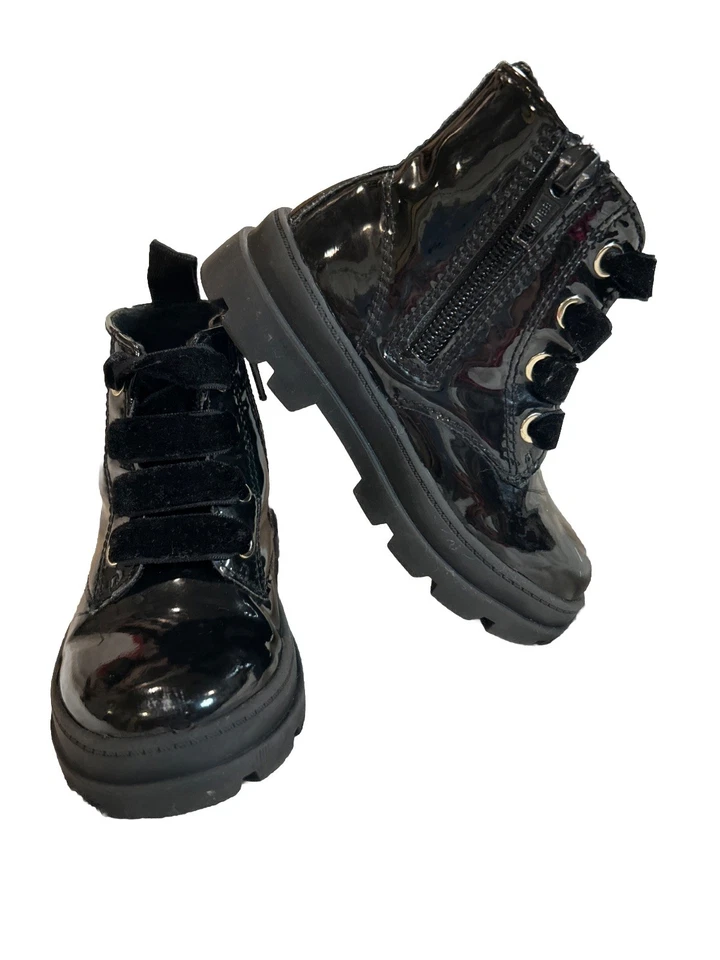 Botas de combate negras con cordones al tobillo talla 6 para niñas pequeñas brillantes con cordones de terciopelo con cremallera Foto 1 de 4