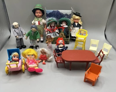 Lindo Lote De Colección Años 1950-70 Muñecas Pequeñas Accesorios Juguetes Hong Kong Alemania Japón Foto 1 de 4