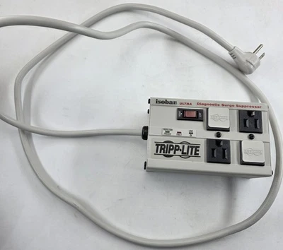 Tripp Lite, Isobar Ultra 4 Outlet 120V Diagnostic Surge Protector 6ft. Tested - Image 1 of 4