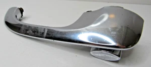 Manija de puerta exterior lado izquierdo Chevy Corvette 1965-1967 original OEM #P11-A - Imagen 1 de 7