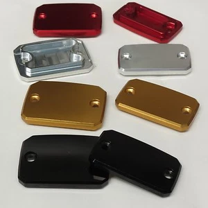 TAPPI ERGAL PER VASCHETTE OLIO FRENO FRIZIONE DUCATI MONSTER MONSTER 695,696,796 - Foto 1 di 1
