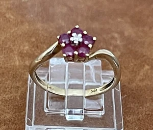 Vintage 10k Yellow Gold Natural Ruby & Diamond Flower Promise Ring Size 6.75 - Picture 1 of 22