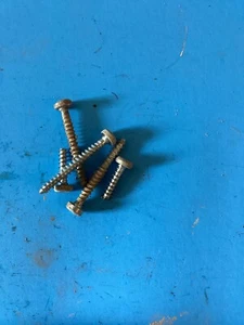 Makita 7301 Dolmar PC 7335 Cut Off Concrete Saw 5 Front Handle Screw Lot  Bin 52 - Picture 1 of 2
