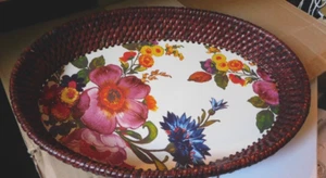 MACKENZIE-CHILDS WHITE FLOWER MARKET ENAMEL & RATTAN SMALL TRAY,N.I.B. - Picture 1 of 2