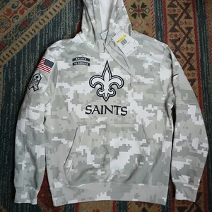 Sudadera con capucha pequeña camuflada Nike New Orleans Saints 2024 Salute to Service nueva con etiquetas *LEER* - Imagen 1 de 7