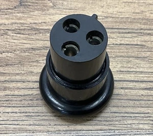 Bulgin Standardgröße 3-poliger Netzstecker ~ 22 mm Stecker - Bild 1 von 7