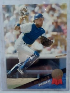 1993 Leaf MIKE PIAZZA #35 Los Angeles Dodgers Rookie RC Price Reduction - Picture 1 of 2