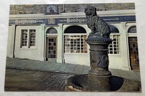 Greyfriars Bobby Memorial Candlemaker Row, Edimburgo, Scozia. Cartolina postale (C3) - Foto 1 di 2