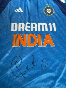 Rishabh Pant Hand Signed India Cricket Shirt Cricket Autograph Proof 1 - Picture 1 of 1