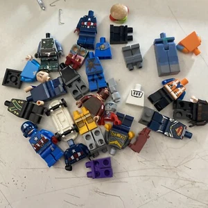Lot Of Assorted LEGO BODY - Picture 1 of 5