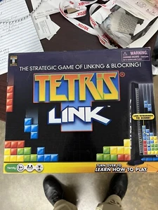 TETRIS LINK Strategic Board Game Linking & Blocking Techno Source 2011 - Picture 1 of 12