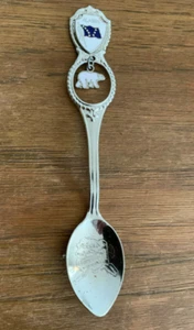 Alaska Collector's Spoon Dangling Enamel Polar Bear, Map & Flag 4.5" Pre-1980 - Picture 1 of 3