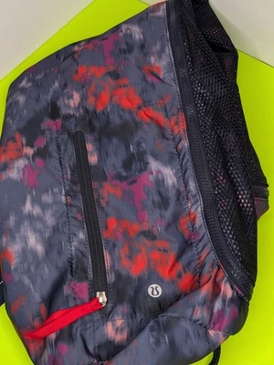 Bolso Transportador Estera Yoga Lululemon con Correa Multicolor Bonito Patrón Foto 1 de 4