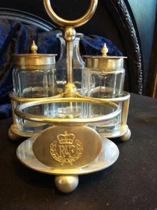 Walker & Hall Silver Plate Royal Air Force Condiment Cruet Set - Picture 1 of 9