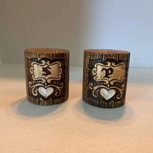 Salière et poivrière céramique aspect bois marron Treasure Craft Coeur - Photo 1/6