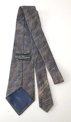 Corbata Salvatore Ferragamo Seda 57" x 3.75" 100% Seda Hecha en Italia Rayas Foto 1 de 4
