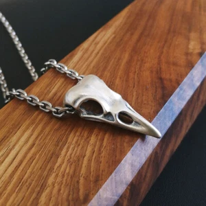 925 Sterling Silver Raven Crow Bird Skull Pendant Gothic Unique Unisex - Picture 1 of 7