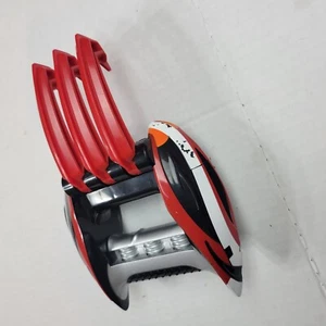 Power Rangers Jungle Fury SOUND FURY BATTLE CLAW Disney Store Exclusive. FUNKTIONIERT!! - Bild 1 von 9