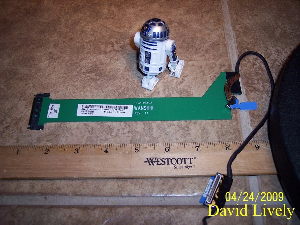 Dell WW998 15.4" WSXGA LCD Video Cable CN-0WW998 - Image 1 of 1