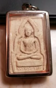 THAI BUDDHIST TEMPLE AMULET - Picture 1 of 4