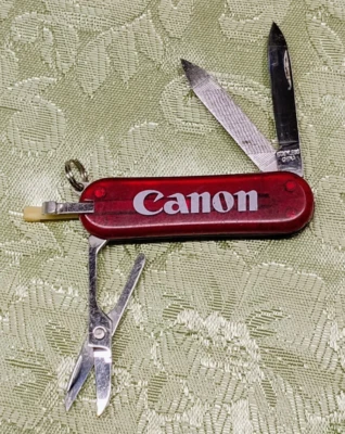 CANON Llavero Navaja de Bolsillo Cámara Foto Video Estudio Arte Multi Herramienta Tijera De Colección Foto 1 de 4