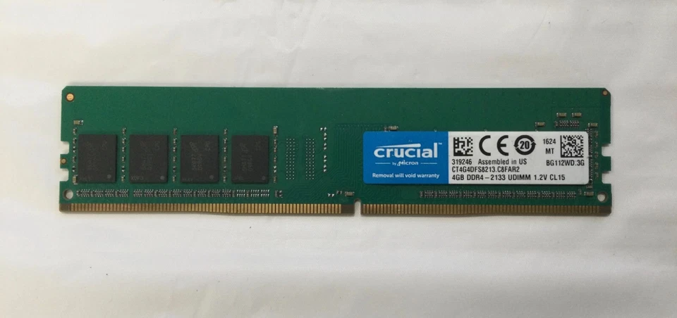 Crucial 4GB DDR4-2133 UDIMM CT4G4DFS8213.C8FAR2 - Image 1 of 1