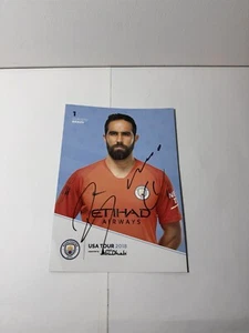 Claudio Bravo Hand Signed Autograph 2018 Man City USA Tour - Picture 1 of 3