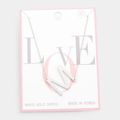 Collar Monograma Lateral Inicial Letra M Nombre Joyería Oro Blanco Sumergido Foto 1 de 2