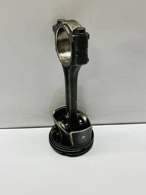 Piston And Connecting Rod Renault Clio MK4 0.9 TCe Petrol Euro-6 H4BB408 2018 - Image 1 of 4