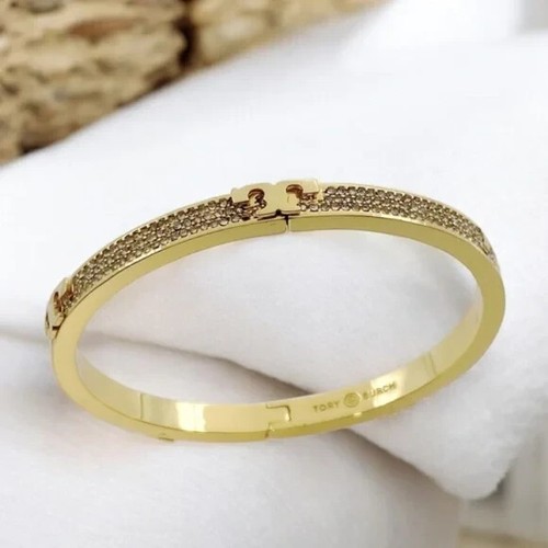 Bracciale Tory Burch Serif T Pave Cerniere In Tono Oro. Vendita al dettaglio $198