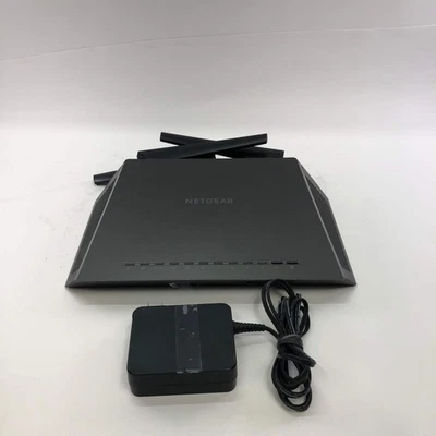 Router WiFi inteligente NETGEAR Nighthawk AC1900 R7000 Foto 1 de 4