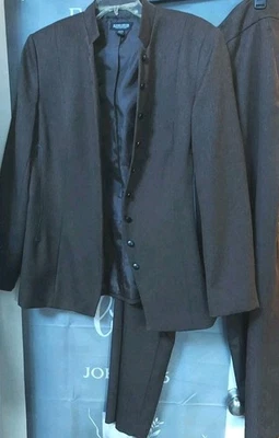 John Meyer Women 2- Piece Pants Suit Size 16 Grey Button Lined Long Sleeve  - Image 1 of 4