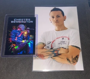 Tarjeta coleccionable y foto refractor holográfico personalizado Chester Bennington Linkin Park - Imagen 1 de 4