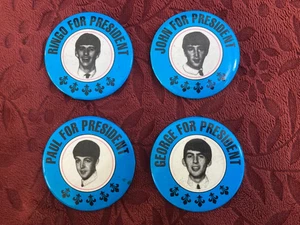 THE BEATLES FOR PRESIDENT 4 X BOTONES PINBACK VINTAGE 1964 LANZAMIENTO DE PANTALLA ADOLESCENTE - Imagen 1 de 1