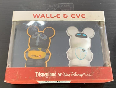 Juego de prendedores de vinilo 3D Disney Wall-E Eve 2011 Pixar - Nuevo en caja Foto 1 de 4