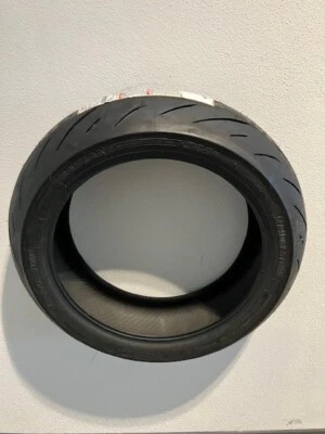 Bridgestone Battlax S22 Rear TL 190/55ZR17 75W - Bild 1 von 3