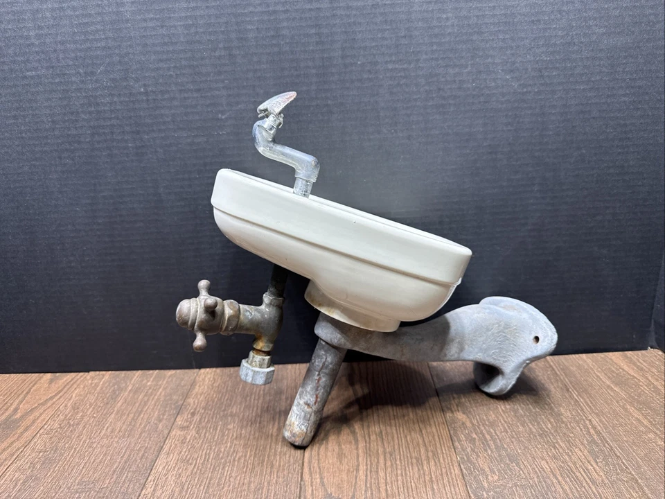 Vintage  Crane Porcelain Water Drinking Fountain Bubbler Wall Mount white - Image 1 of 4