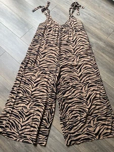 Jumpsuit Playsuit Wide Leg Brown Black Textured Beach Summer Tiger Zebra 14 16 - Picture 1 of 24