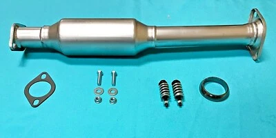 Fits 2001 To 2004 Mitsubishi Montero Sport 3.0L 3.5L V6 Catalytic Converter  - Image 1 of 2