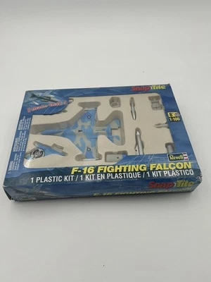 REVELL #1389 1/100 SCALE F-16 FIGHTING FALCON SNAP TITE NEW IN ORIGINAL BOX - Image 1 of 3