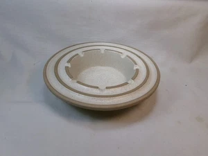Vintage Haeger 2128 USA Round Pottery Ashtray - Picture 1 of 4