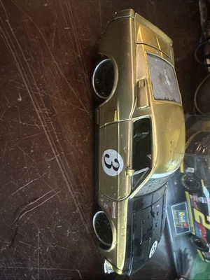 Coche diecast 1:24 Chevy Malibu 1976 Kings Row de acción #72 Foto 1 de 3