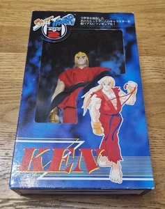 Modellino Ken Capcom Street Fighter Zero 2 vintage 20 cm con vestito in tessuto - Foto 1 di 6