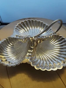 Vintage Hallmarked William Hutton & Sons Leaf Grape Dish Tray Bowl Silverplate - Bild 1 von 1