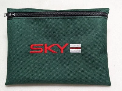 Bolso Guantera Saturn Sky Redline Forrest Verde con Bordado Rojo - ¡Nuevo! Foto 1 de 4