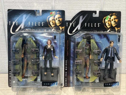 The X-Files Fight the Future Series 1 Agent Dana Scully & Fox Mulder NEW Cover