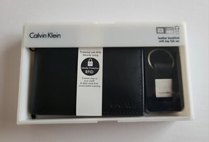 Calvin Klein Mens Bookfold Wallet and Key Fob Set RFID Security 