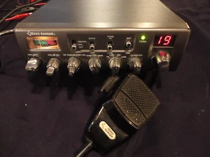 TEXAS RANGER TR 696 AM SSB CB RADIO WITH TEXAS RANGER MICROPHONE FREE SHIP - Picture 1 of 5