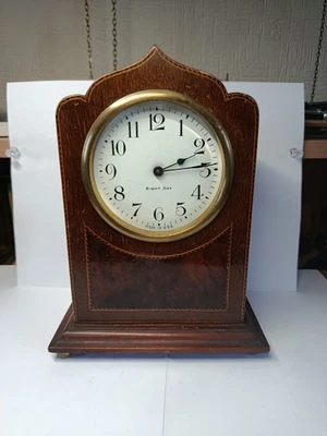 Vintage Mantel Clock Eight Day Wind Up Made In USA. Wood, Brass. Working - Image 1 of 4