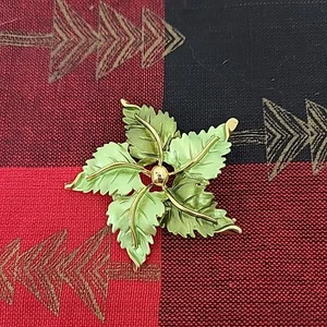 Vintage Sage Gold Poinsettia Flower Brooch Christmas Pin Holiday Jewelry - Picture 1 of 6